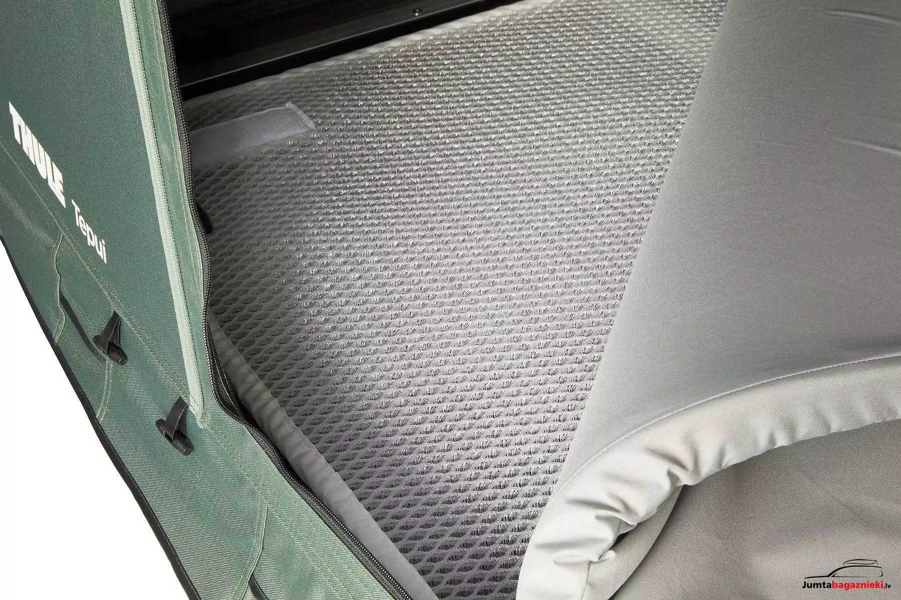 Thule Anti-Condensation Mat-Foothill, 901873 Thule Anti-Condensation Mat-Foothill, 901873