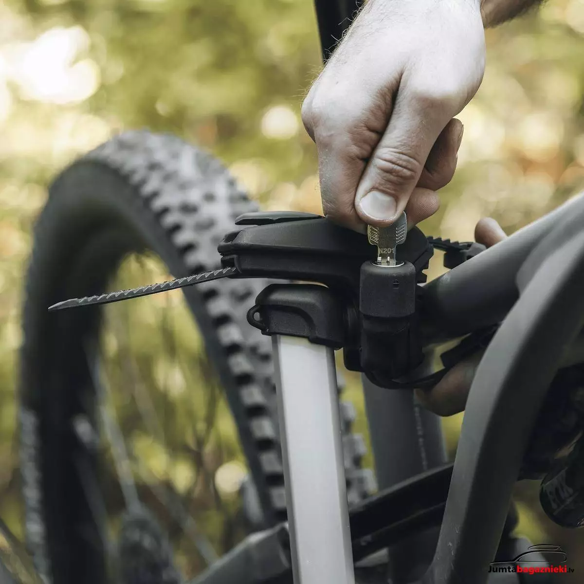 Thule Epos | 2 bike | 13-pin, 978100 Thule Epos | 2 bike | 13-pin, 978100