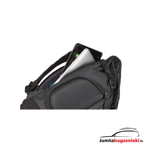 Thule Subterra 25L